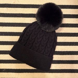 🌈 3 for $20 🌈 New Pom Beanie 🖤